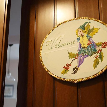 Casa Vacanze L'Acquerello ラーリ エクステリア 写真