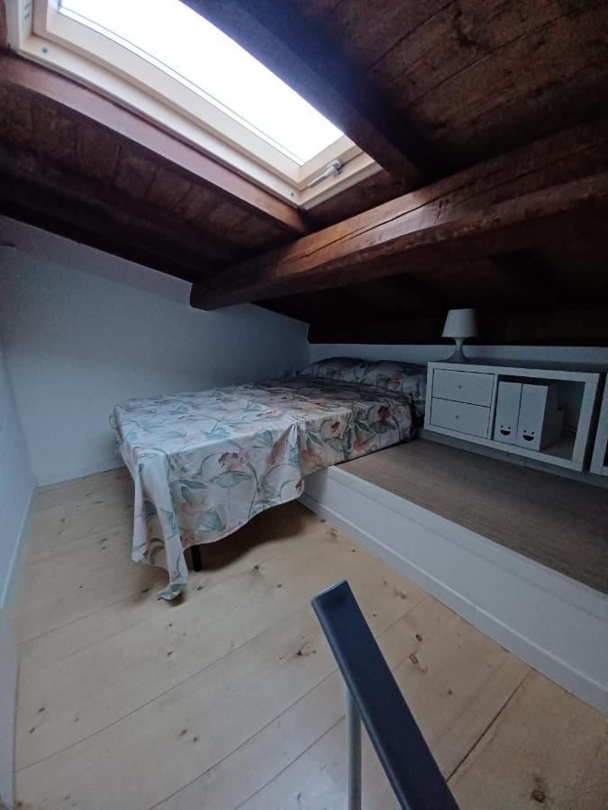 Casa Vacanze L'Acquerello ラーリ エクステリア 写真