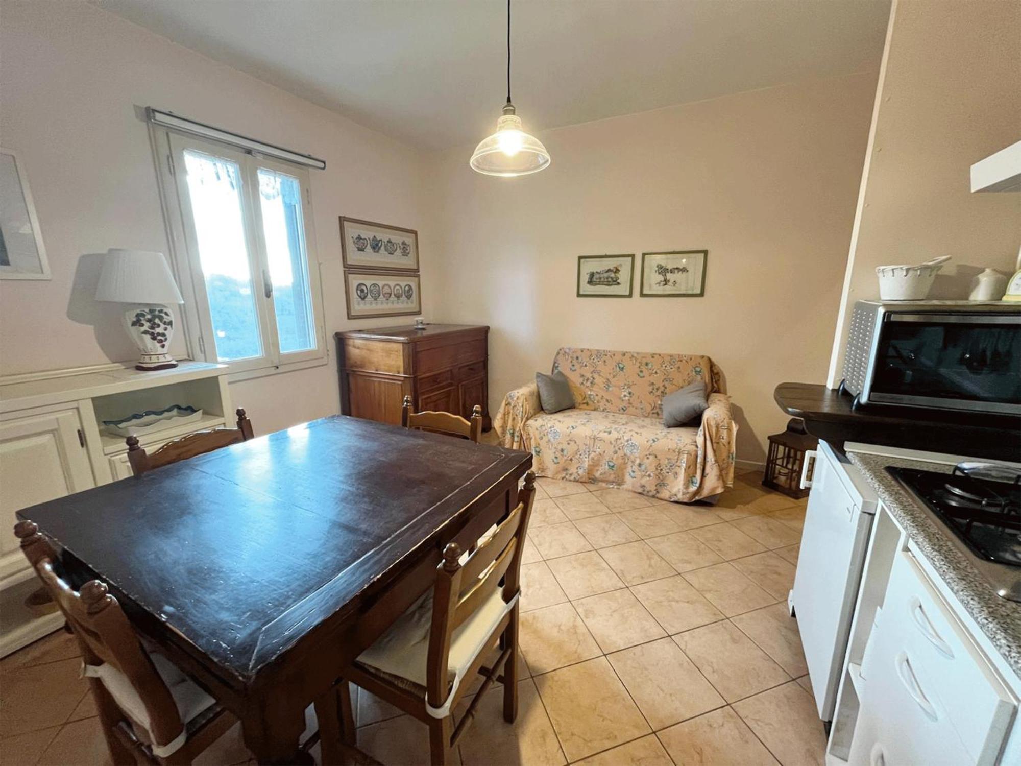 Casa Vacanze L'Acquerello ラーリ エクステリア 写真